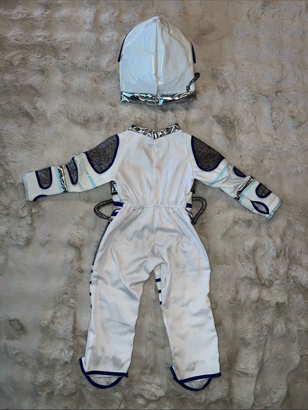 Astronaut Spaceflight Suit, Kids White and Silver Costume with Helmet - Picture 5 of 6